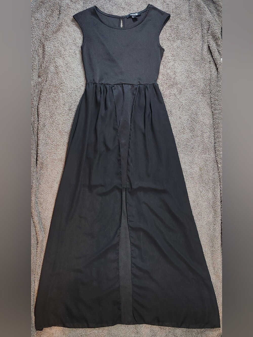 Black Forever 21 Short Sleeve Maxi Dress